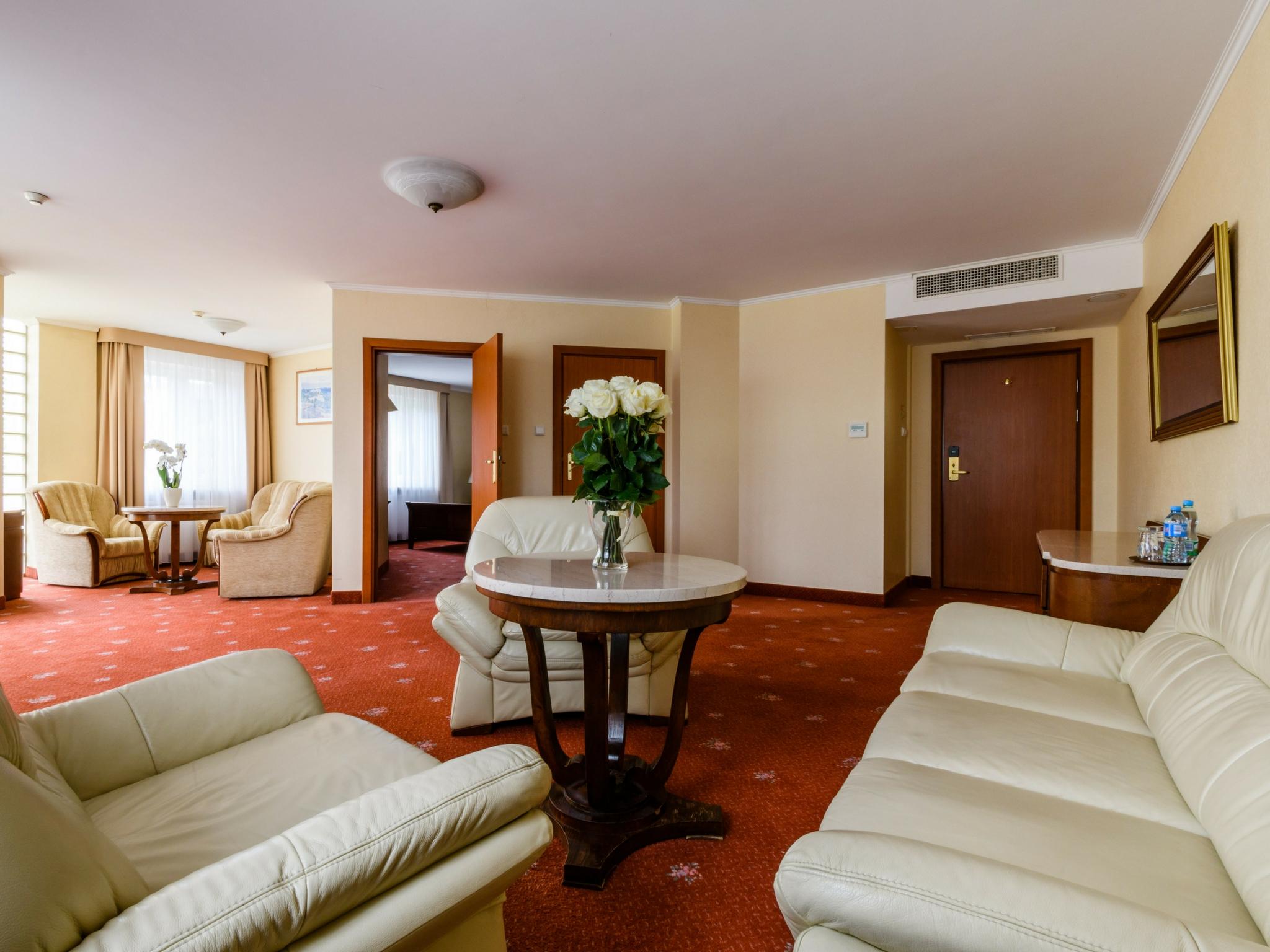 Hotel Boss Warsaw Luaran gambar
