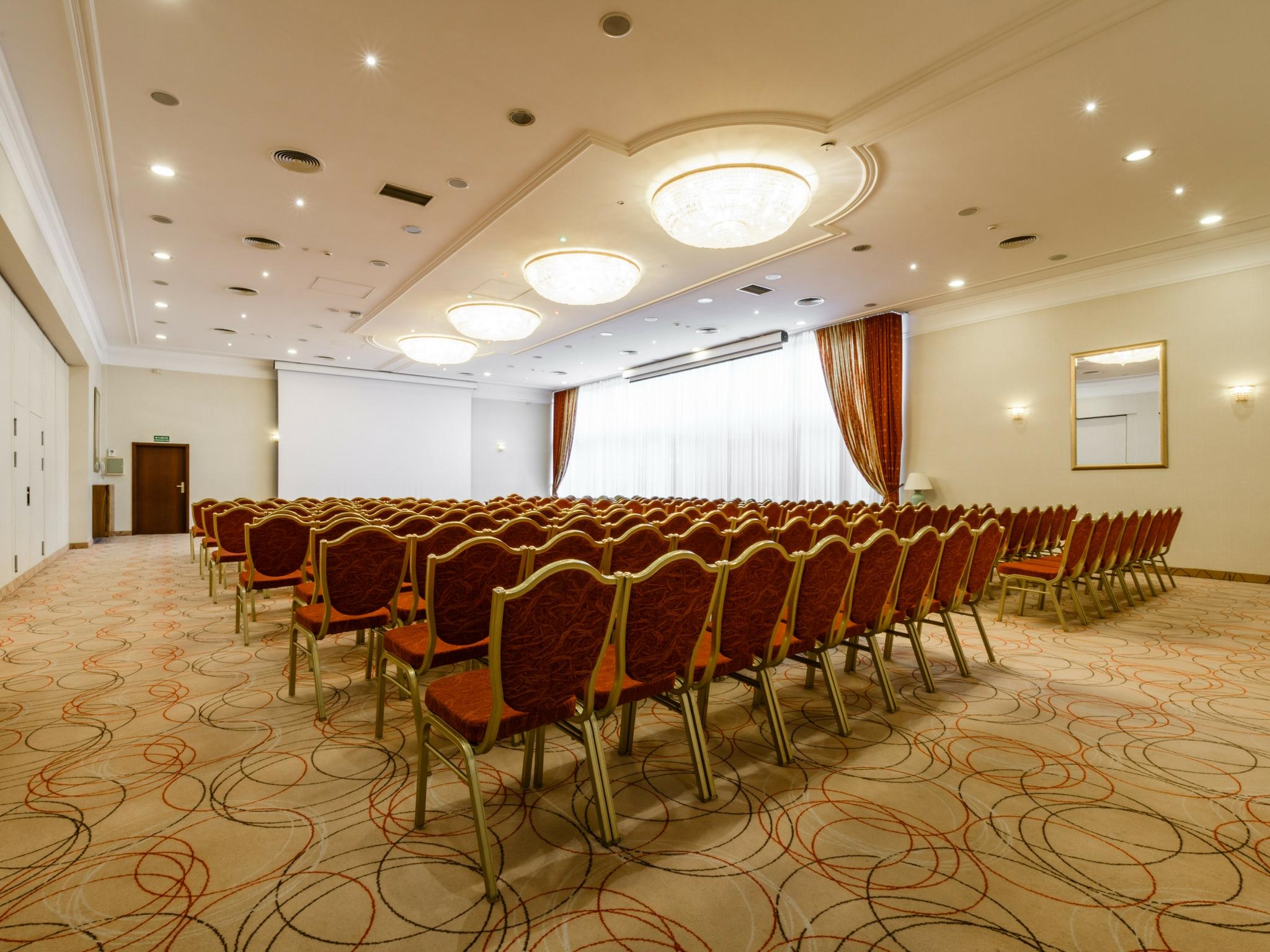 Hotel Boss Warsaw Luaran gambar